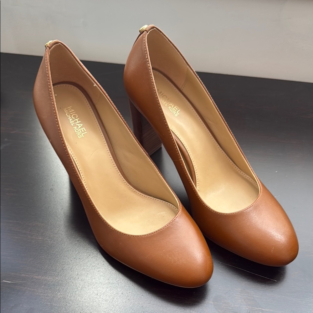 Michael Kors Women's Brown Pumps